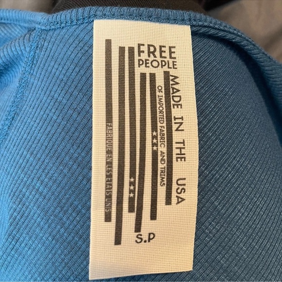 Womens Free People Blue Teal Ribbed Low Back Flowy Tank Top Size Small Petite - Picture 3 of 4